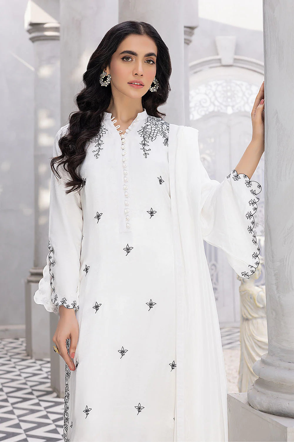 AZURE | WHITE SILK SHIRT WITH EMBRIODERY + PANTS + SILK DUPATTA
