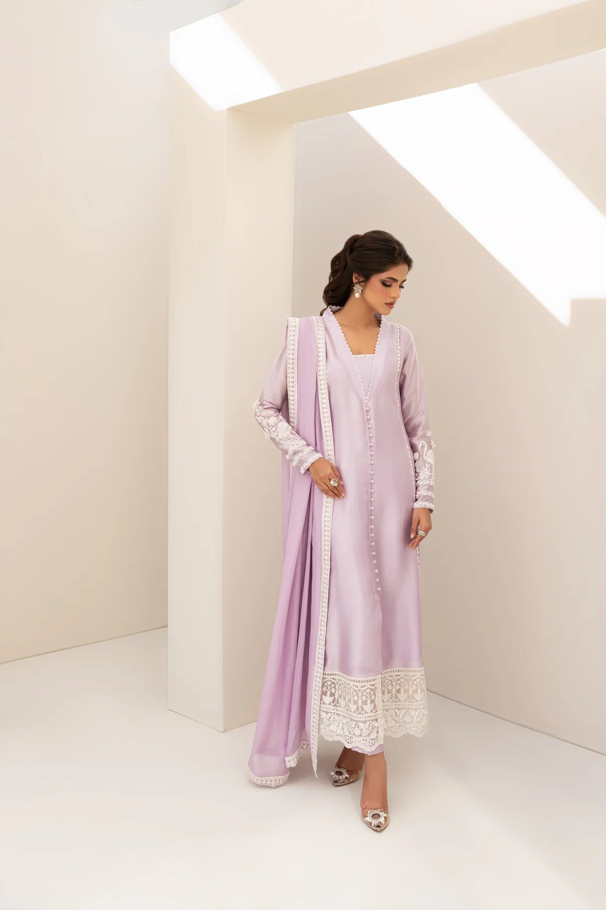 PEHRWAAS | LILY | PRE ORDER