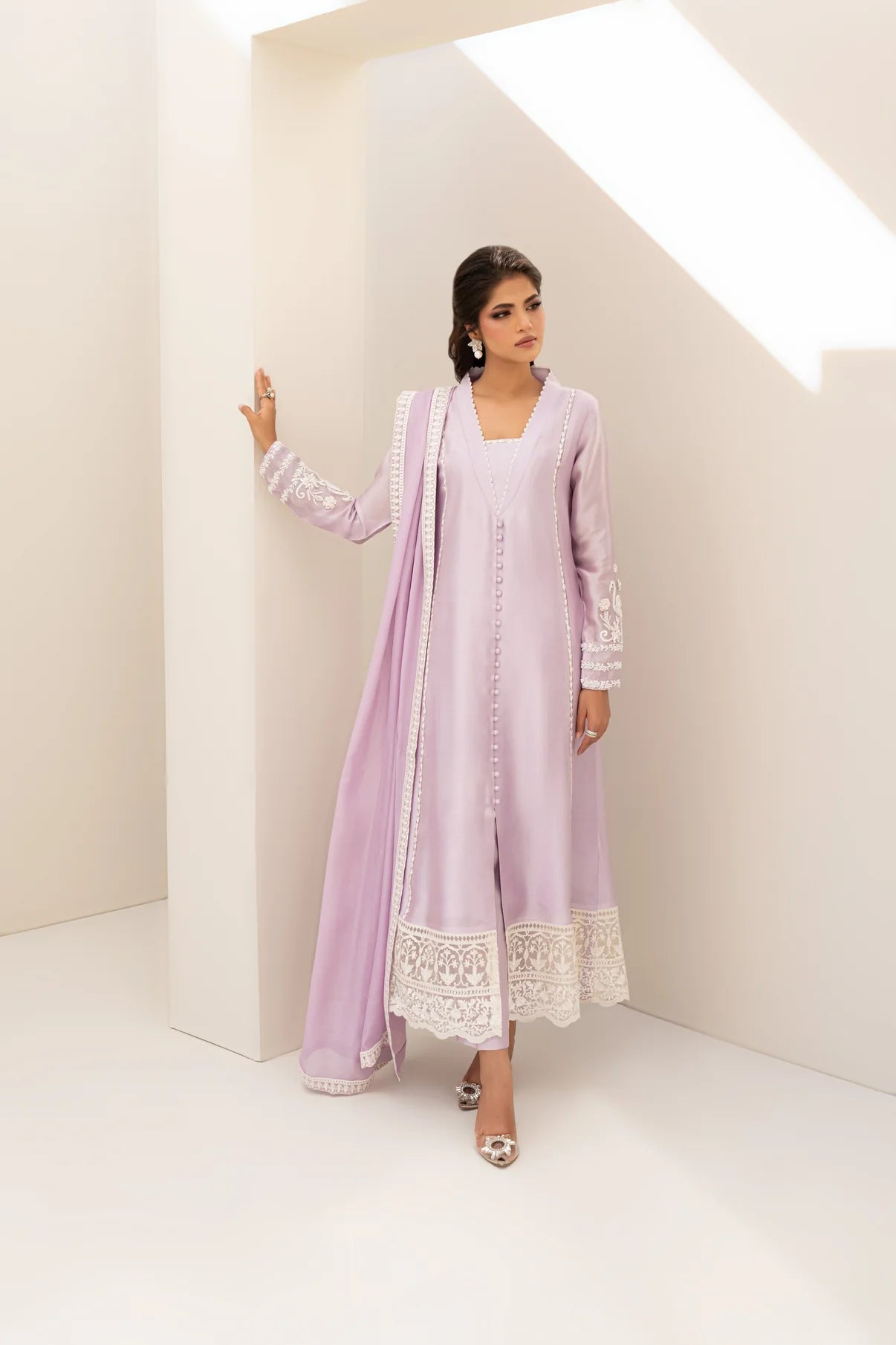 PEHRWAAS | LILY | PRE ORDER