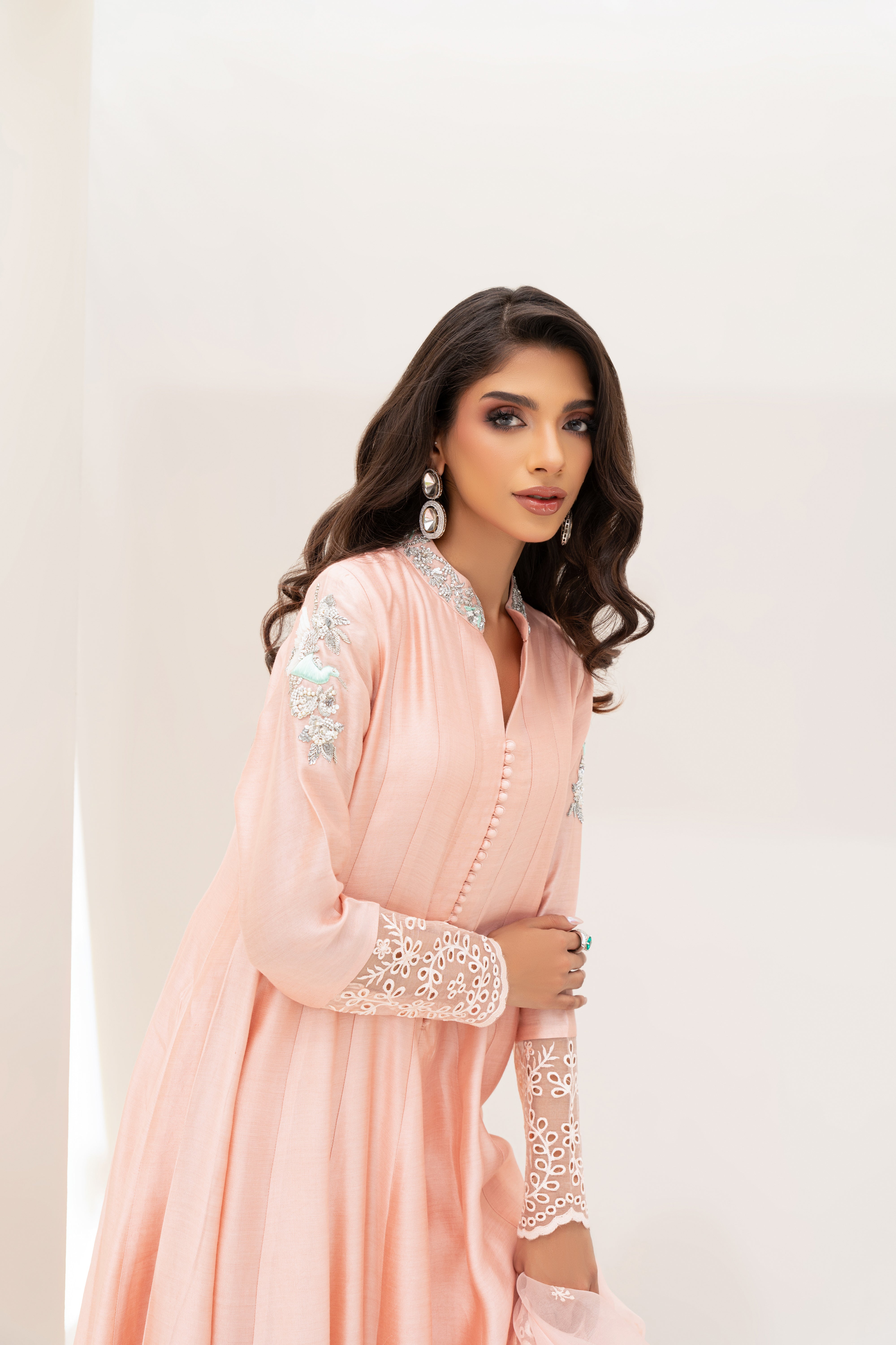 PEHRWAAS | MONA | PRE ORDER