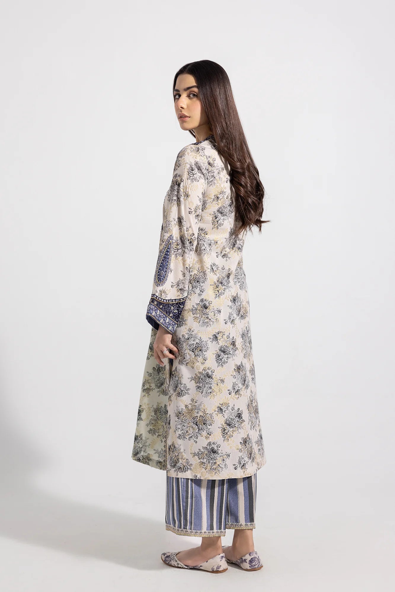 ETHNIC | EMBRIODERED SHIRT + PANTS | MEDIUM
