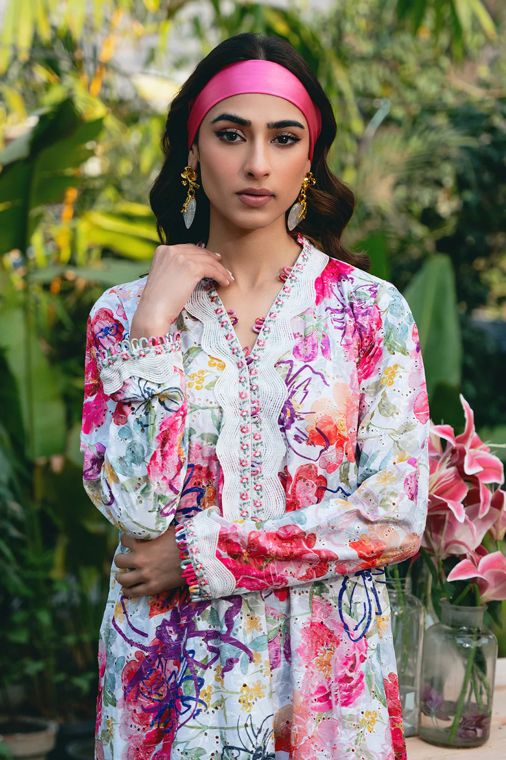 VANYA | FLORAL CHICKAN KARI SHIRT + PANTS | SMALL