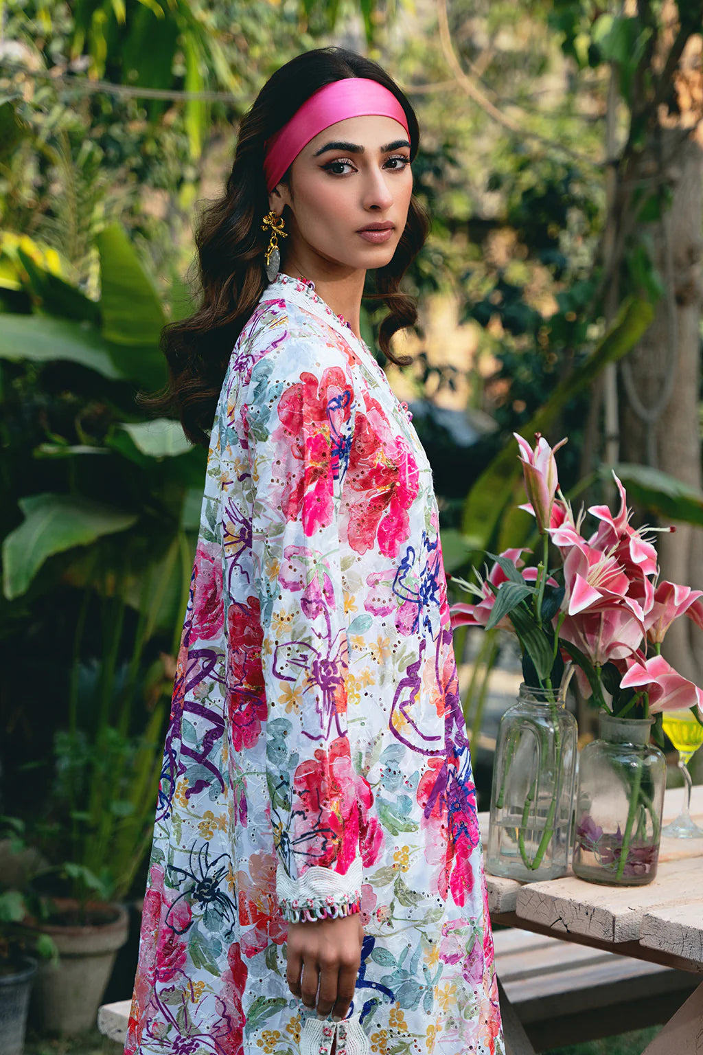 VANYA | FLORAL CHICKAN KARI SHIRT + PANTS | SMALL