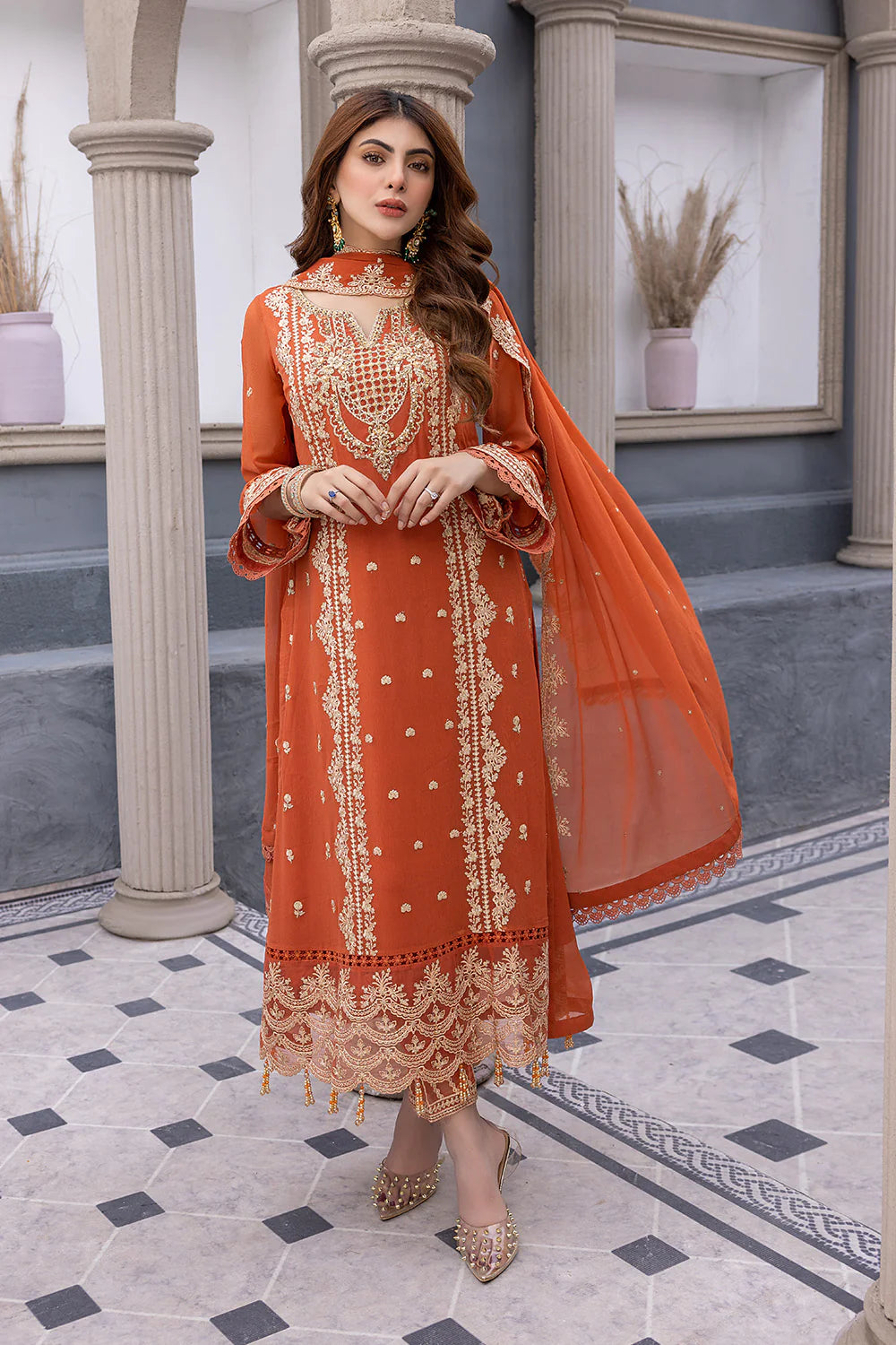 AZURE | EMBRIODERED CHIFFON SUIT WITH STRAIGHT PANTS |LARGE