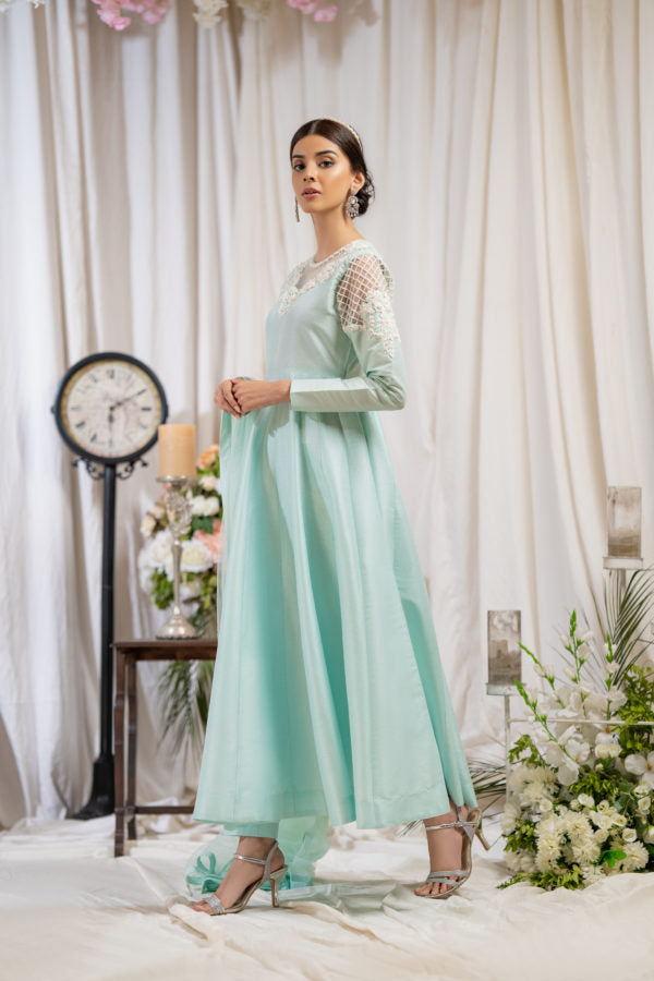 PEHRWAAS | BLUE HAND EMBRIODERED PISHWAAS + SILK PANTS + NET DUPATTA | SMALL