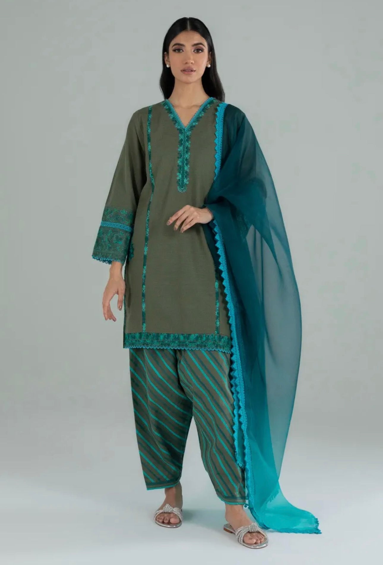 SANA SAFINAZ | GREEN EMBRIODERED KURTA + SHALWAR + OMBRE ORGANZA DUPATTA | MEDIUM